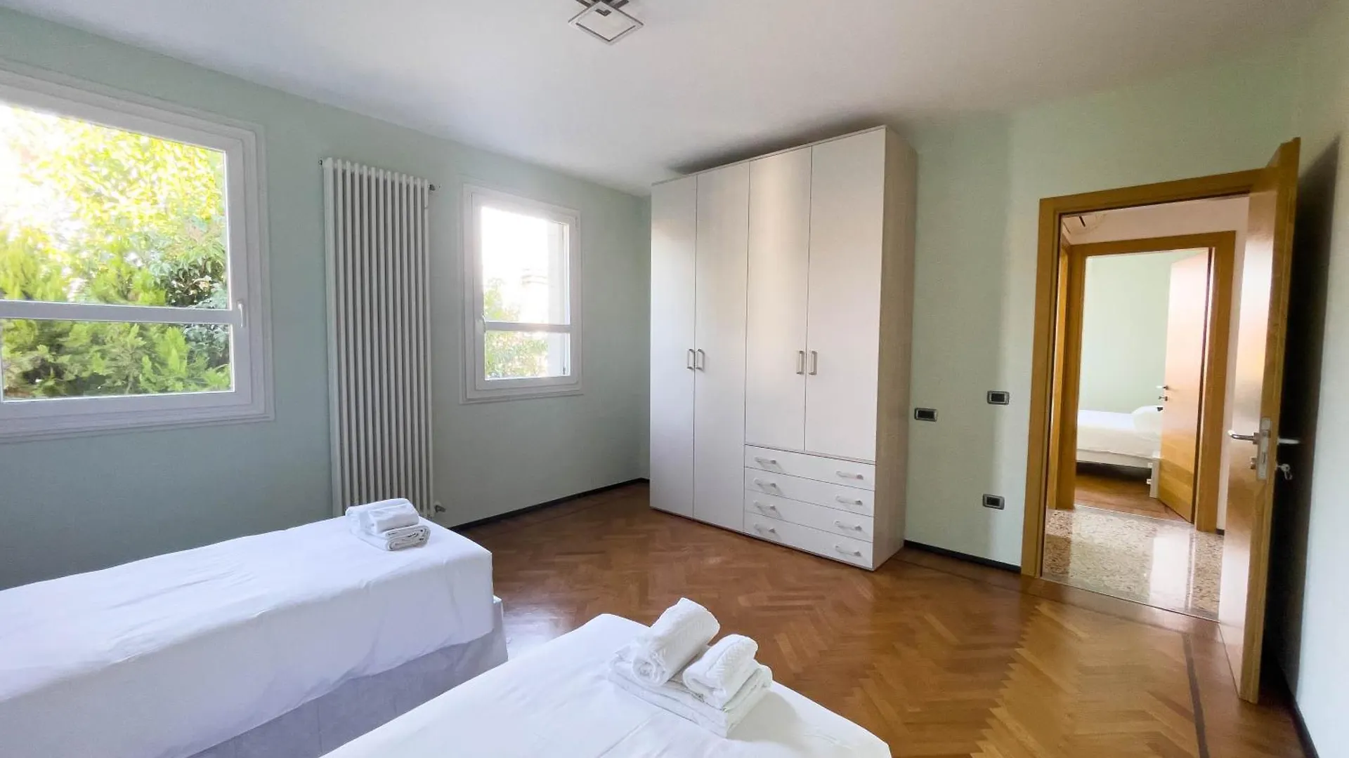 Spazioso Apt Vicino Stazione - Posto Auto Treviso Italy