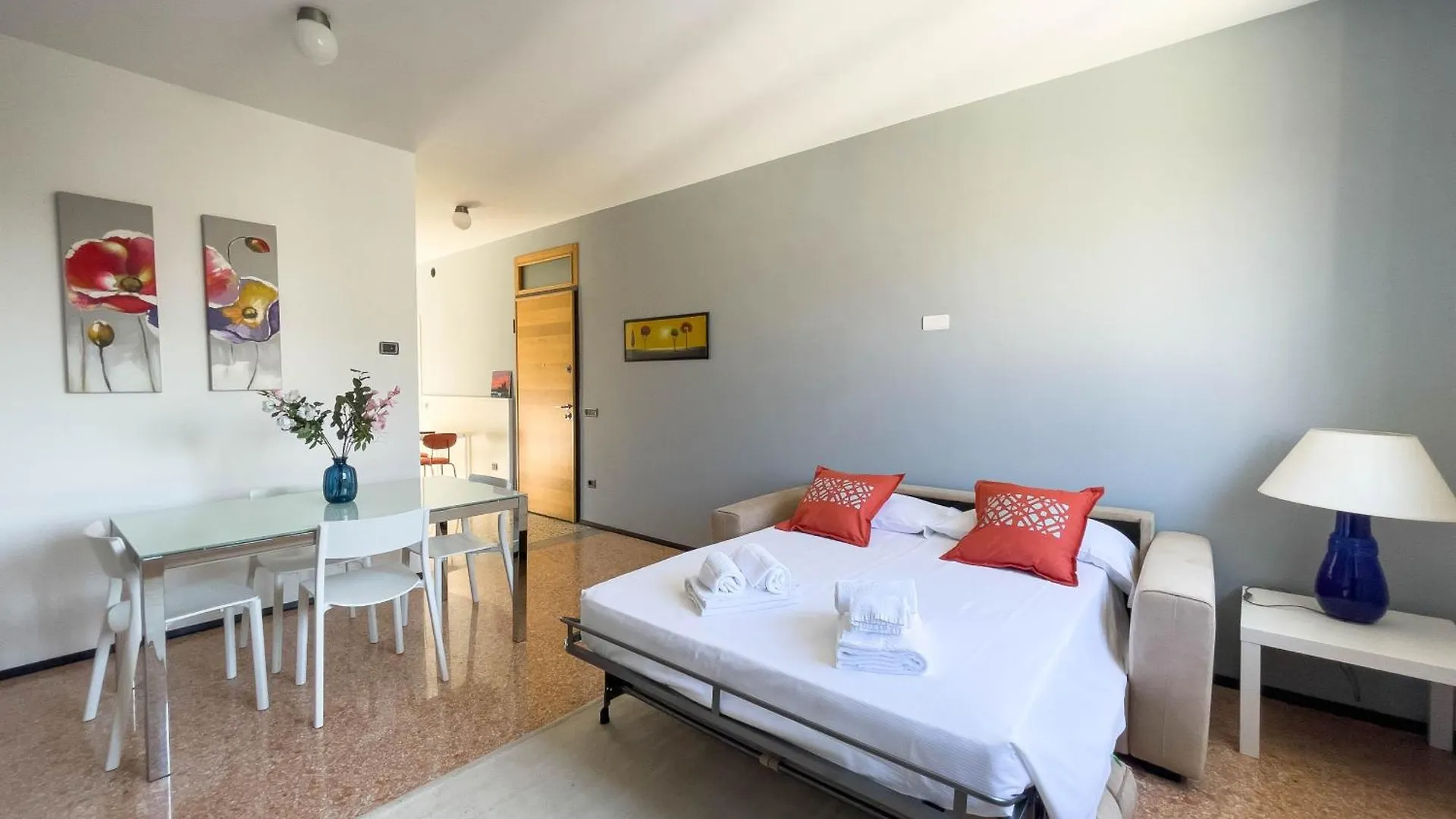 Spazioso Apt Vicino Stazione - Posto Auto Treviso Italy